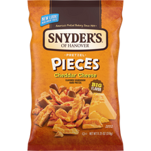 SNYDERS CHEDDAR CHEESE PIECES 318G