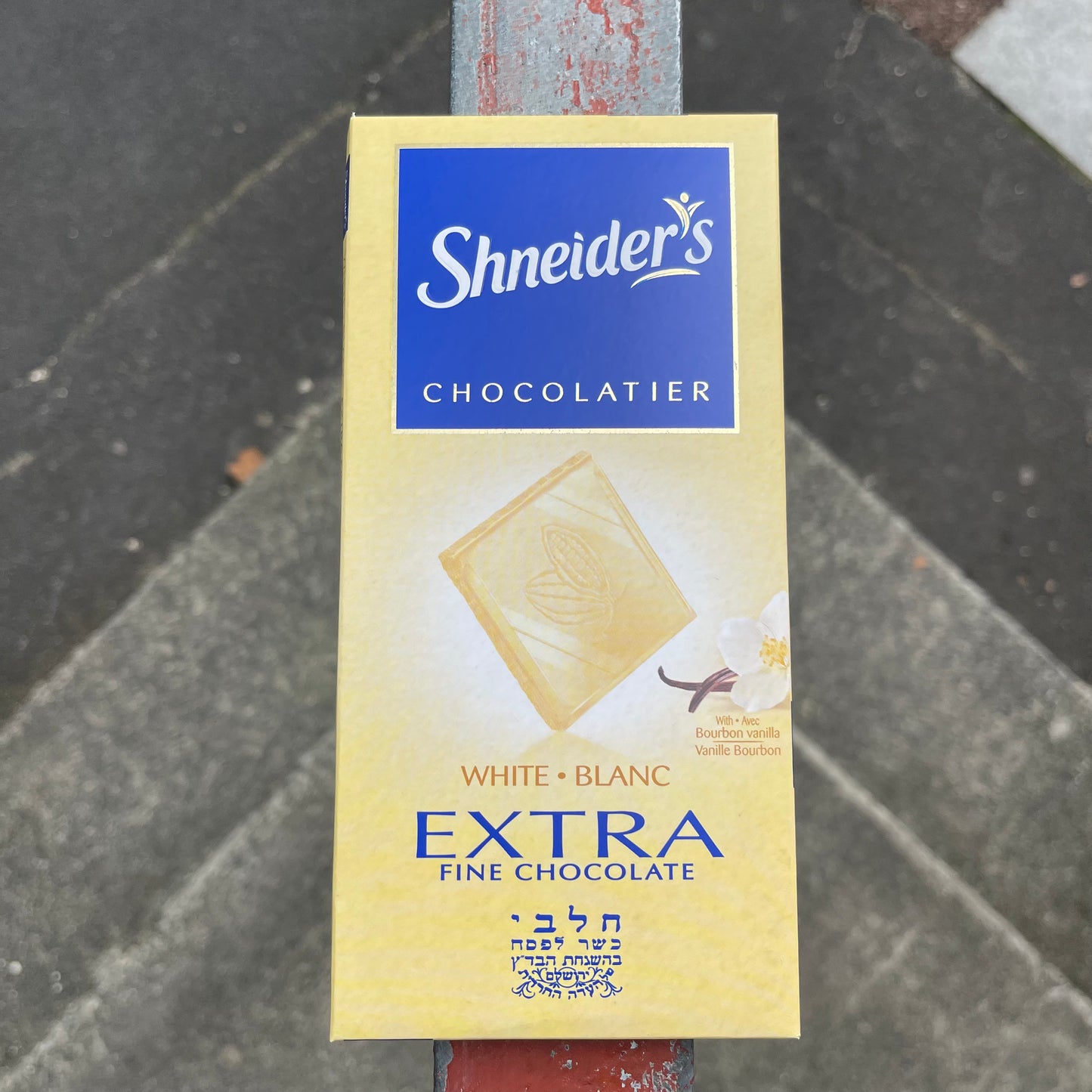 SHNEIDERS WHITE CHOCOLATE 100G